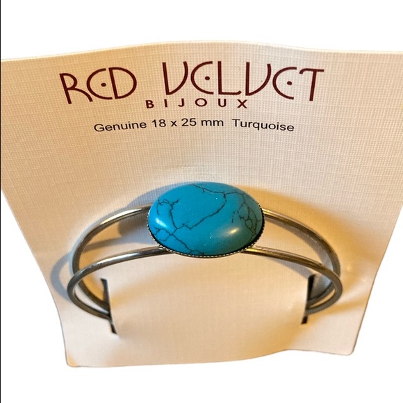 NWT RED VELVET BIJOUX Turquoise Bracelet - Picture 1 of 2